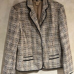 Monterey Bay Women's Black and White Tweed Blazer